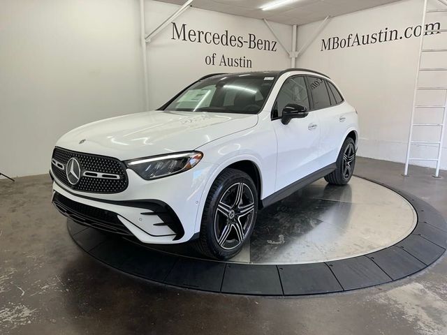 2025 Mercedes-Benz GLC 300