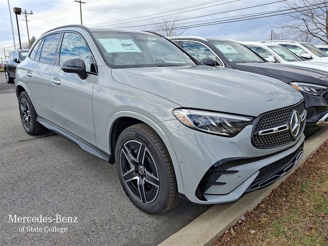 2025 Mercedes-Benz GLC 300