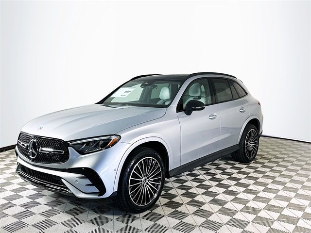 2025 Mercedes-Benz GLC 300