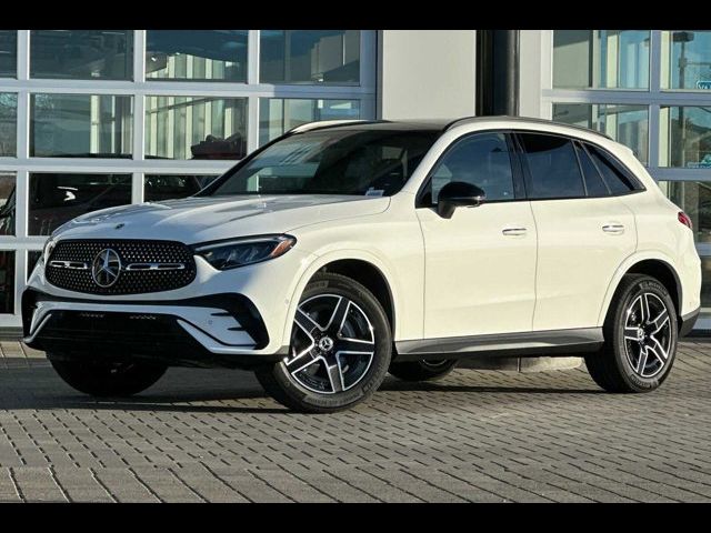 2025 Mercedes-Benz GLC 300