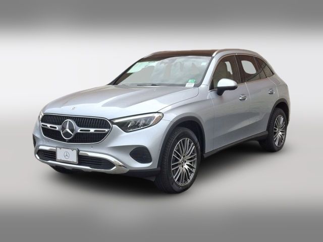 2025 Mercedes-Benz GLC 300