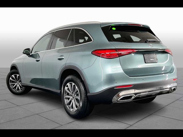 2025 Mercedes-Benz GLC 300