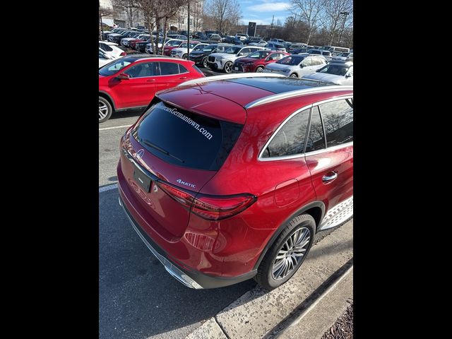 2025 Mercedes-Benz GLC 300