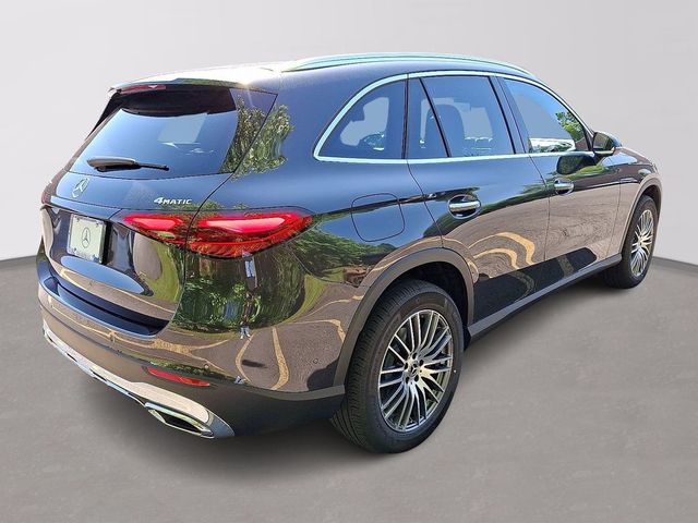 2025 Mercedes-Benz GLC 300