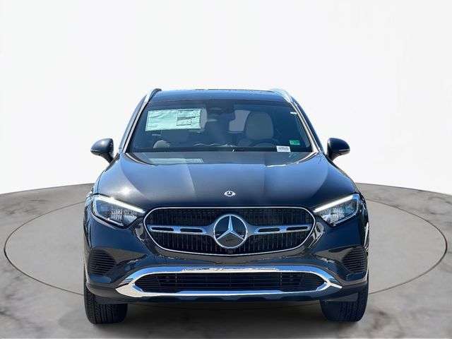 2025 Mercedes-Benz GLC 300