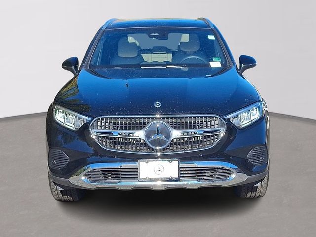 2025 Mercedes-Benz GLC 300