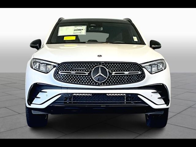 2025 Mercedes-Benz GLC 300