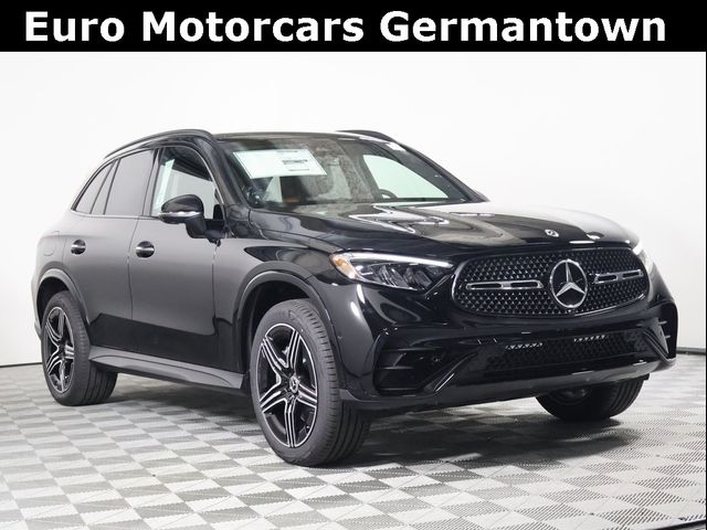 2025 Mercedes-Benz GLC 300