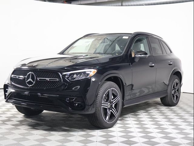 2025 Mercedes-Benz GLC 300