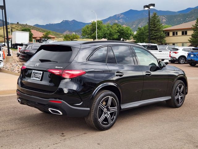 2025 Mercedes-Benz GLC 300