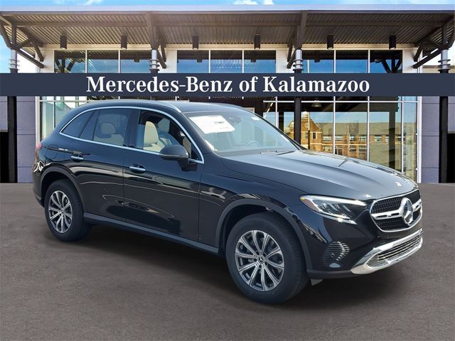 2025 Mercedes-Benz GLC 300