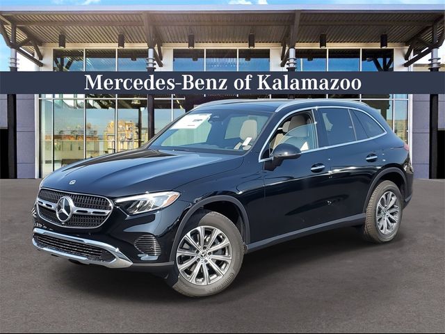 2025 Mercedes-Benz GLC 300