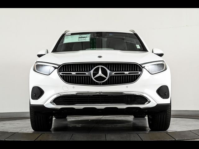 2025 Mercedes-Benz GLC 300