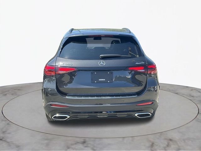 2025 Mercedes-Benz GLC 300