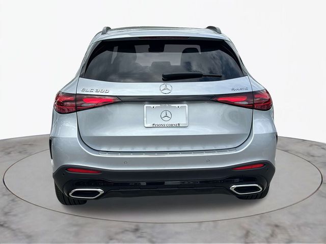 2025 Mercedes-Benz GLC 300