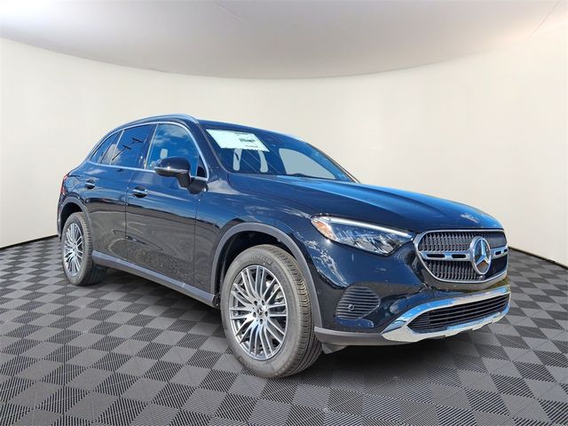 2025 Mercedes-Benz GLC 300