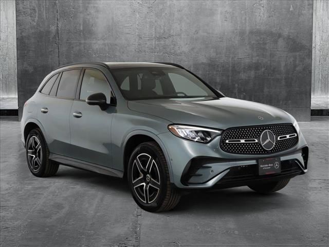 2025 Mercedes-Benz GLC 300