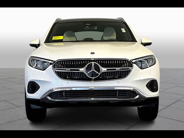 2025 Mercedes-Benz GLC 300