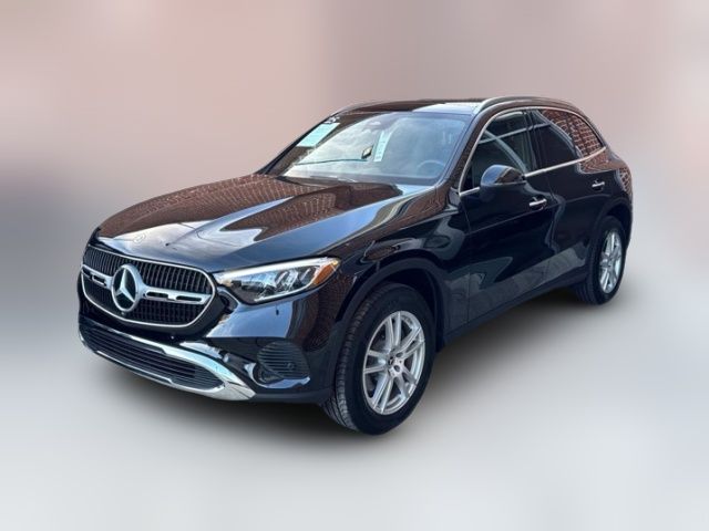 2025 Mercedes-Benz GLC 300