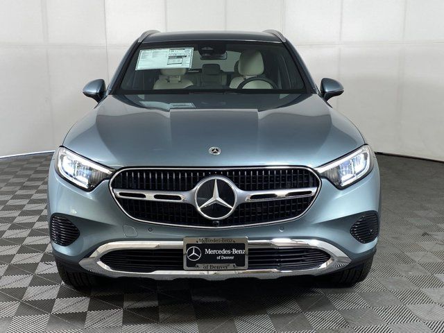 2025 Mercedes-Benz GLC 300