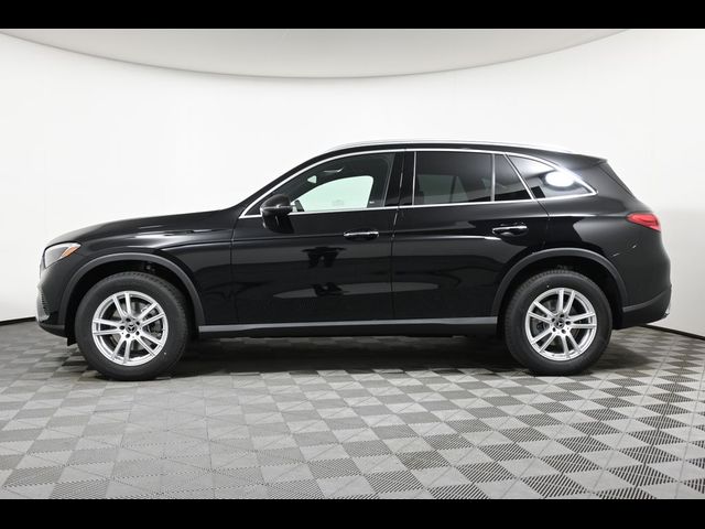 2025 Mercedes-Benz GLC 300