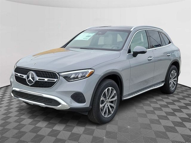 2025 Mercedes-Benz GLC 300