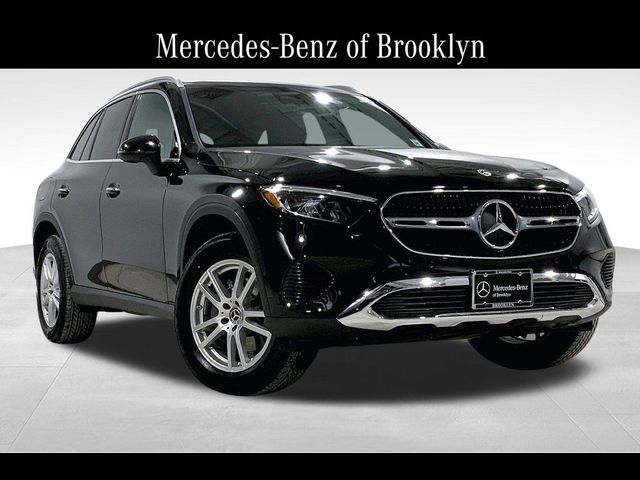 2025 Mercedes-Benz GLC 300