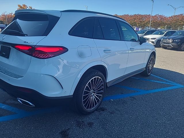 2025 Mercedes-Benz GLC 300