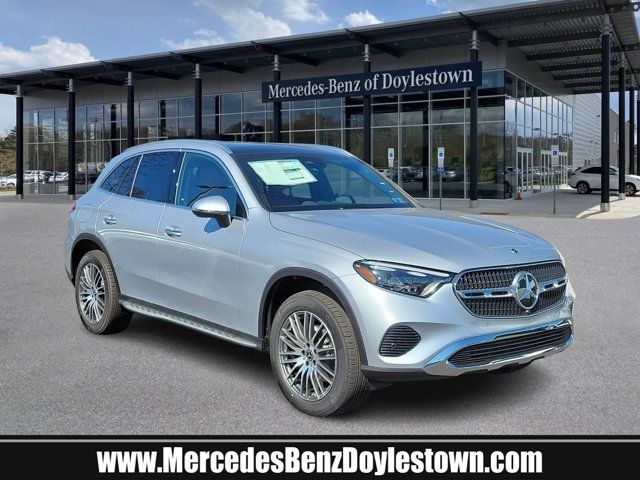 2025 Mercedes-Benz GLC 300