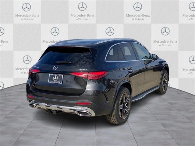 2025 Mercedes-Benz GLC 300