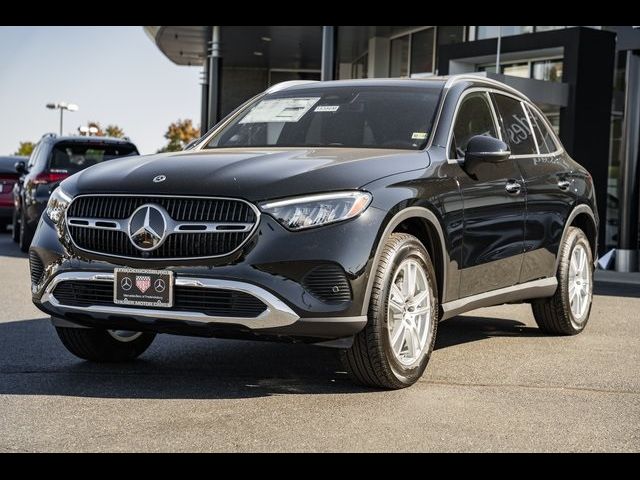 2025 Mercedes-Benz GLC 300