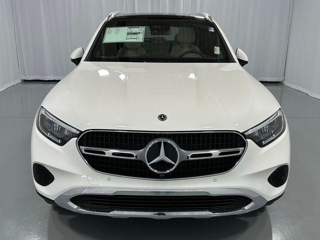 2025 Mercedes-Benz GLC 300