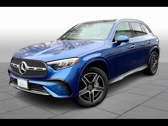 2025 Mercedes-Benz GLC 300