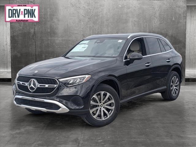 2025 Mercedes-Benz GLC 300