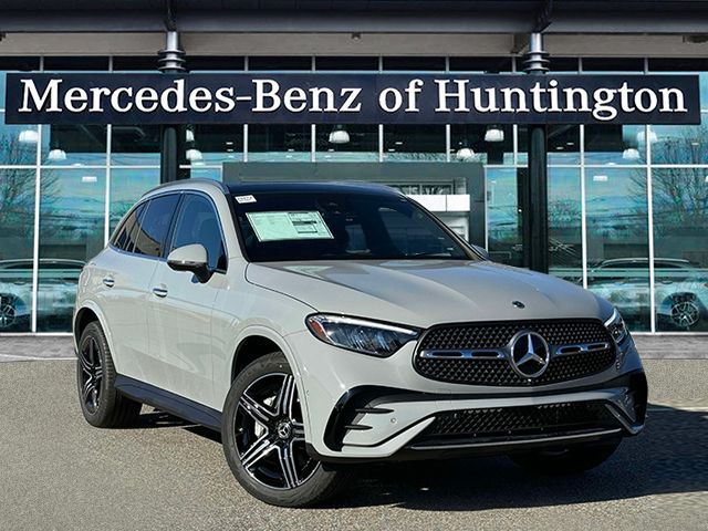 2025 Mercedes-Benz GLC 300