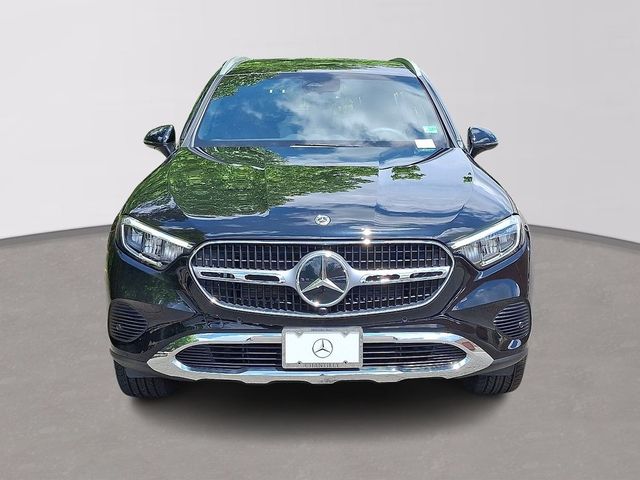 2025 Mercedes-Benz GLC 300
