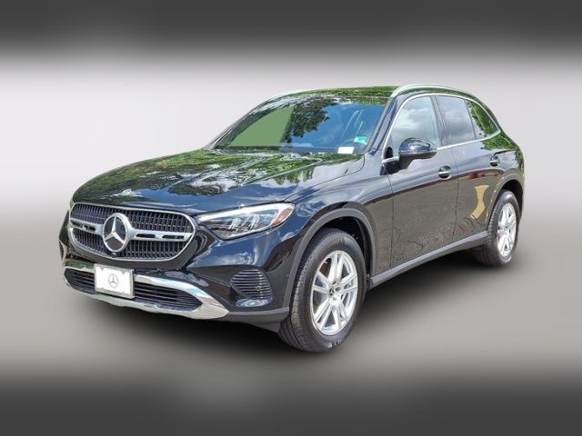 2025 Mercedes-Benz GLC 300