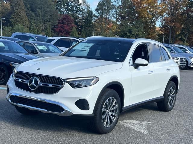 2025 Mercedes-Benz GLC 300