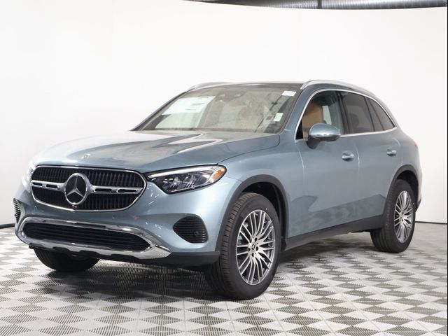 2025 Mercedes-Benz GLC 300