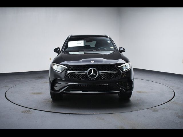 2025 Mercedes-Benz GLC 300