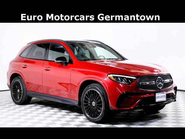 2025 Mercedes-Benz GLC 300