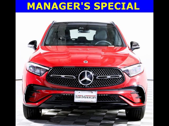 2025 Mercedes-Benz GLC 300