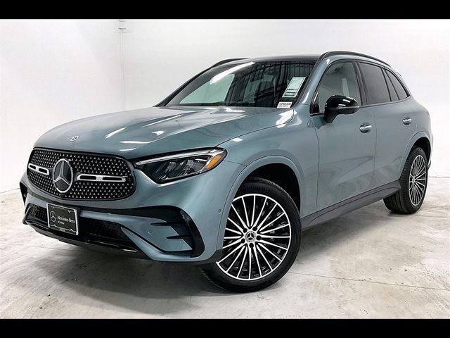 2025 Mercedes-Benz GLC 300