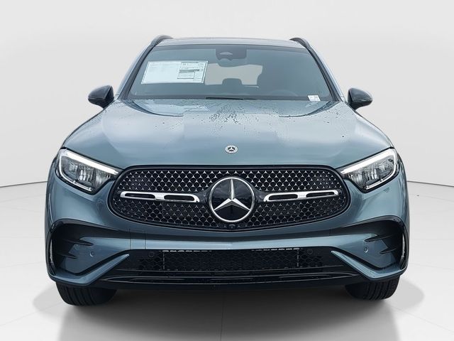 2025 Mercedes-Benz GLC 300