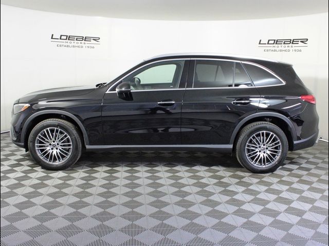 2025 Mercedes-Benz GLC 300