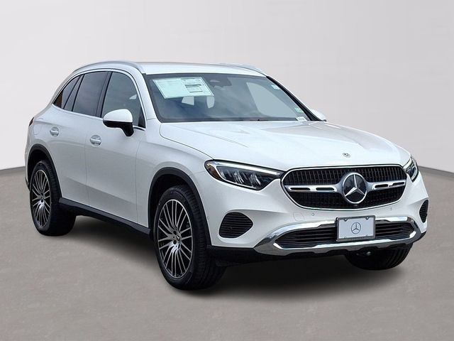 2025 Mercedes-Benz GLC 300