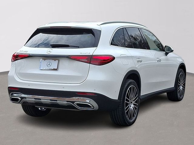 2025 Mercedes-Benz GLC 300