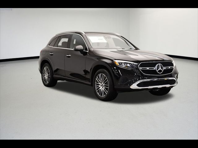 2025 Mercedes-Benz GLC 300