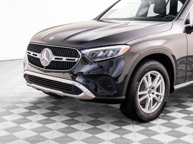 2025 Mercedes-Benz GLC 300