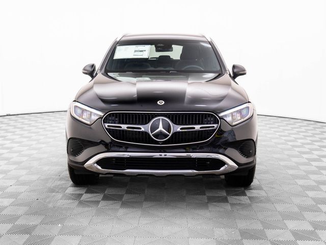 2025 Mercedes-Benz GLC 300